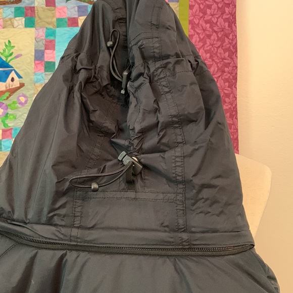 Roxy endurance series, snowboarding, jacket, L in black and pink design NWOT - Picture 14 of 16